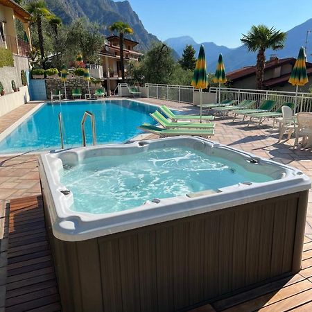 Appartamenti Villa Clivia Limone sul Garda Zewnętrze zdjęcie